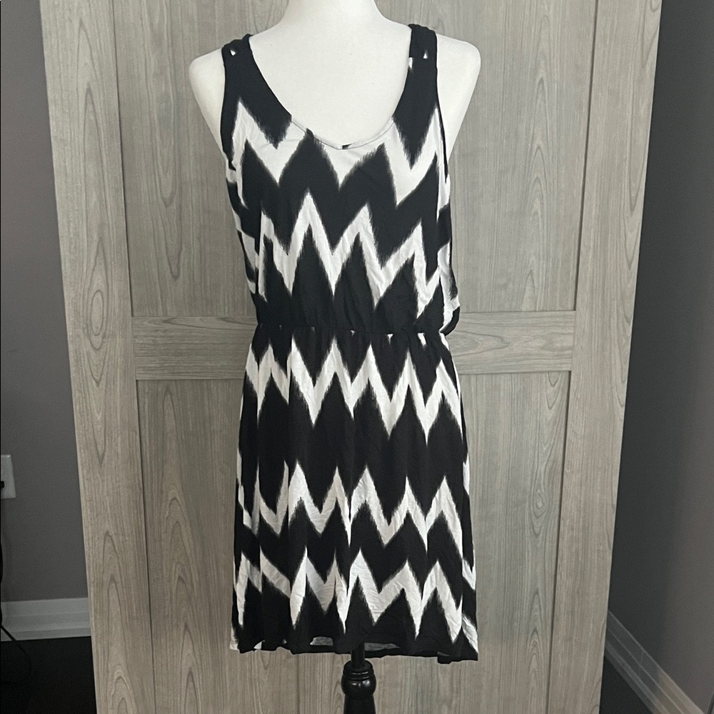 3 for $20 💜 H&M Dress